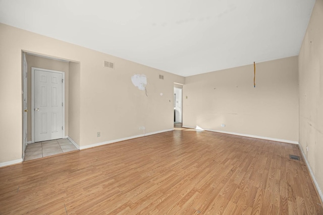 empty room featuring light hardwood / wood-style flooring