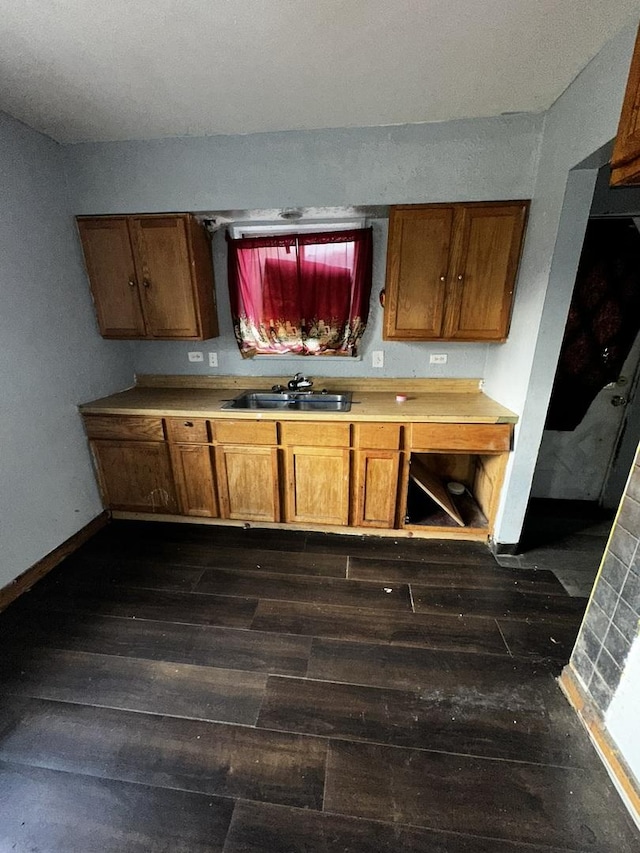 kitchen featuring sink