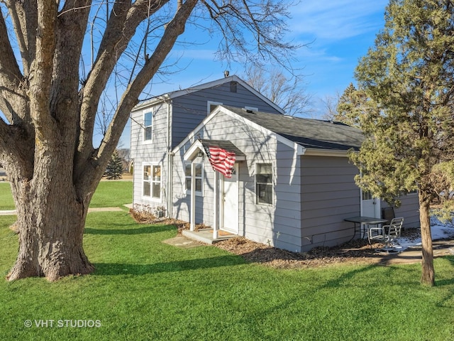 exterior space featuring a yard