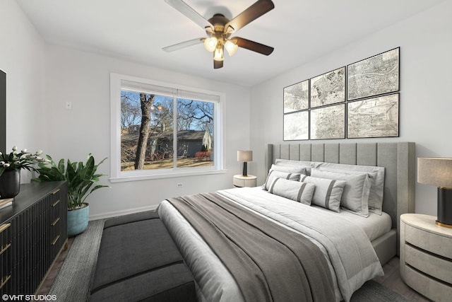 bedroom with ceiling fan