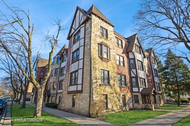 view of building exterior