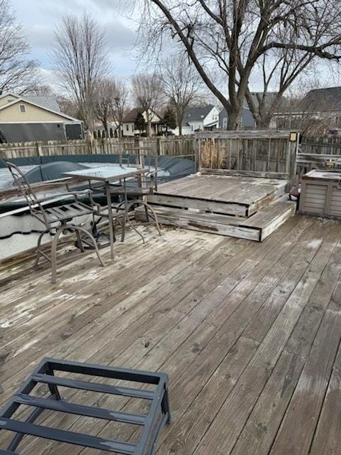 deck with fence