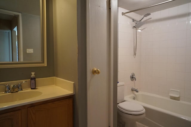 full bath with shower / bath combination, toilet, and vanity