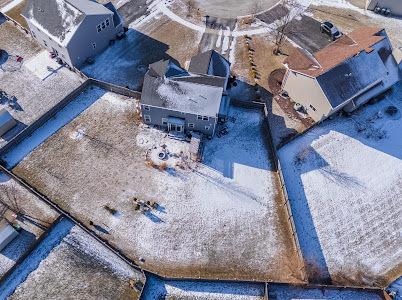 26011 S Old Farm Ct, Channahon, IL 60410 - aerial view