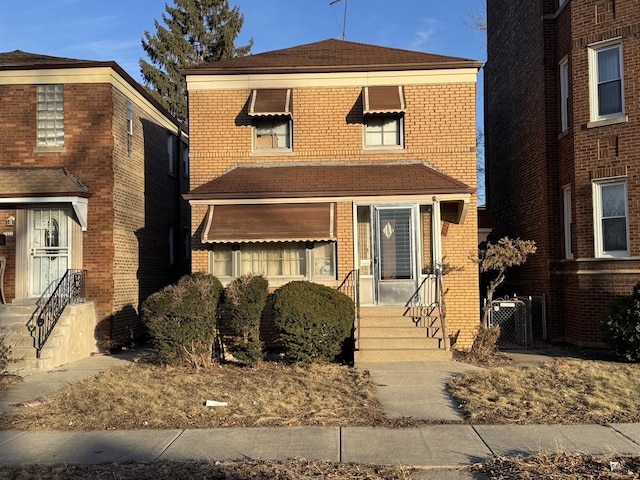 view of front property