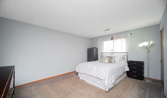 bedroom featuring carpet floors