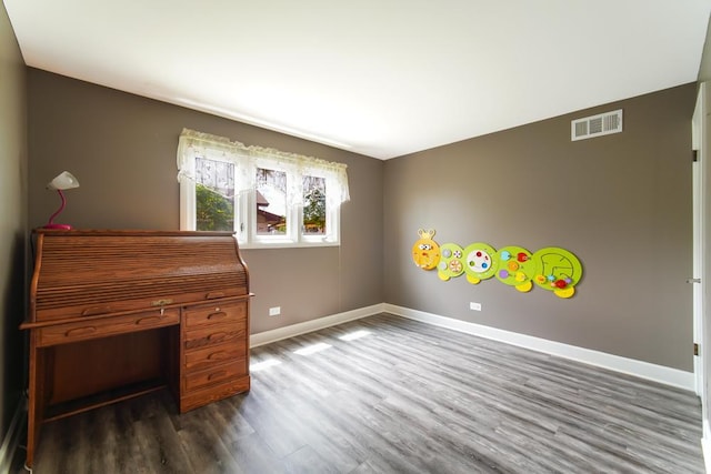 12850 S Westport Dr, Palos Park, IL 60464 - unfurnished office with wood finished floors and baseboards