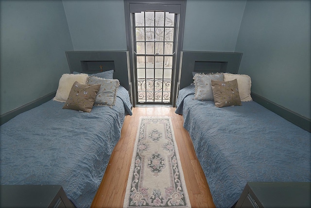 2221 Twin Oak Rd, Peru, IL 61354 - bedroom featuring wood finished floors and baseboards