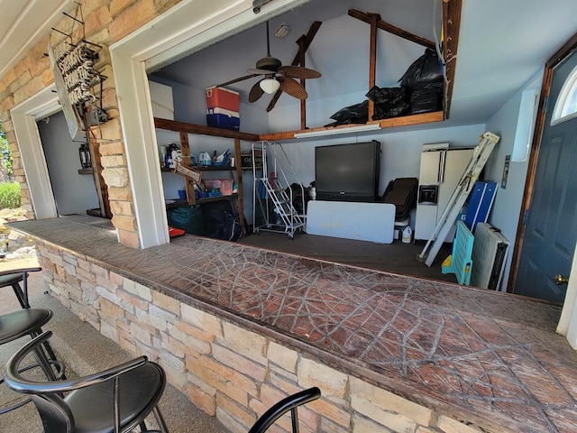 view of patio with ceiling fan