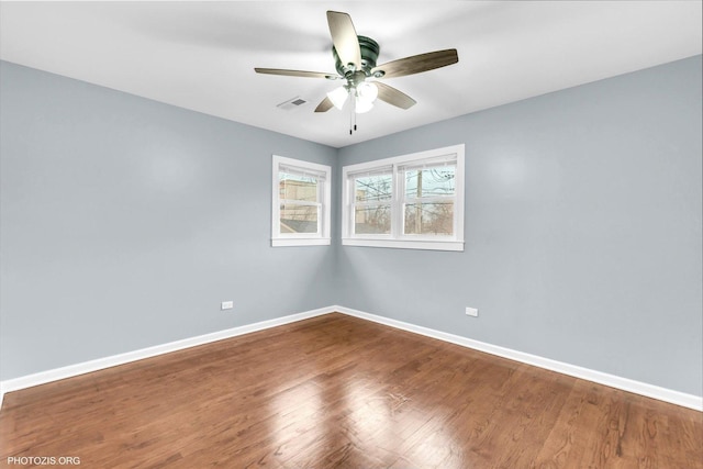 unfurnished room featuring wood-type flooring and ceiling fan