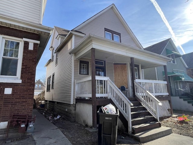 view of front of property with a porch