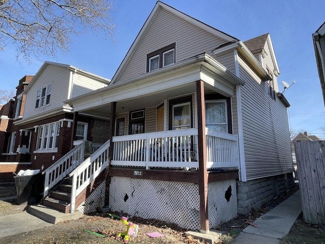 view of front of property featuring a porch