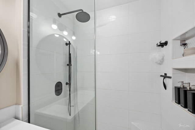 1000 W 15th St Unit 116, Chicago, IL 60608 - bathroom featuring a shower stall