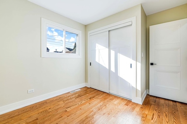 interior space with light hardwood / wood-style flooring