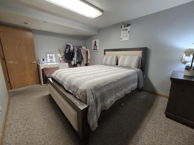 bedroom with carpet