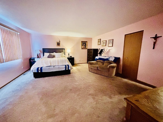 view of carpeted bedroom