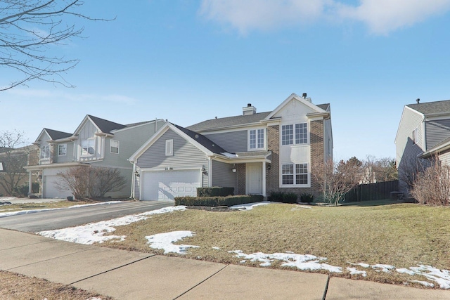 front facade featuring a front yard