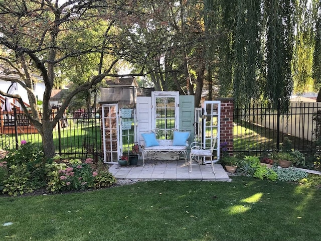 exterior space featuring fence