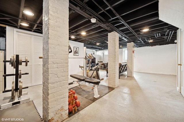 exercise room with sink