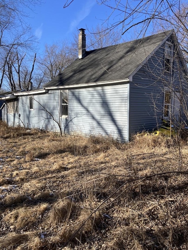 view of side of home