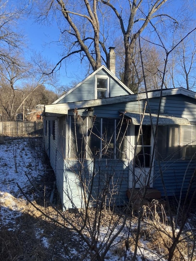 view of home's exterior