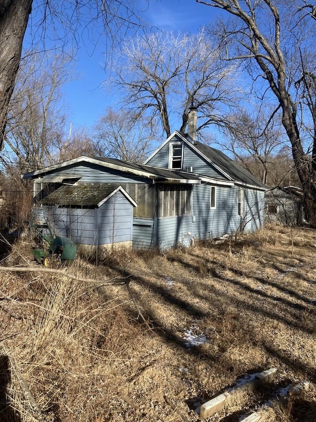 view of side of property