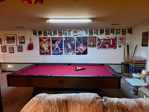 recreation room featuring carpet and pool table