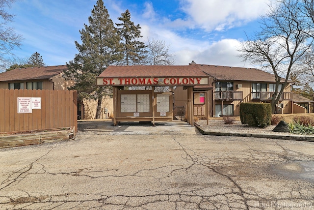 view of front of home