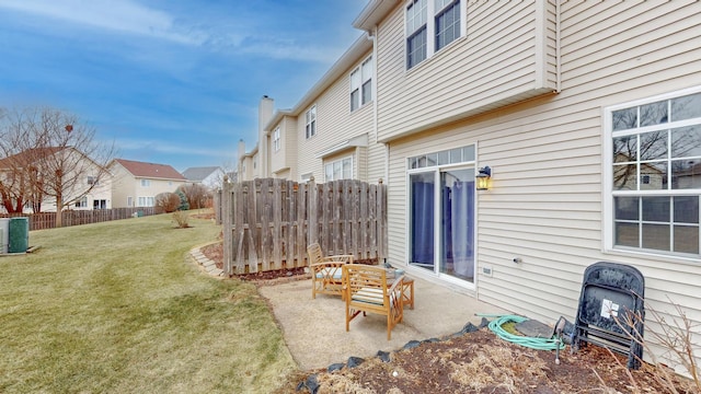 view of yard with a patio area