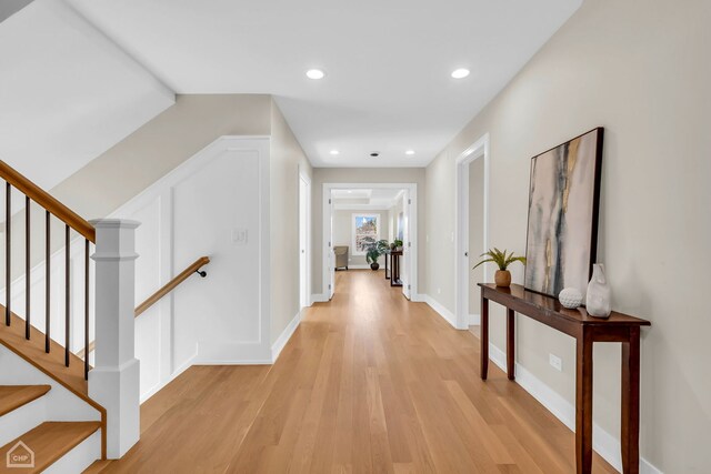 spare room featuring carpet floors