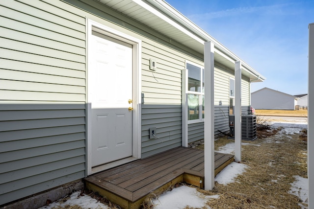 view of exterior entry with cooling unit