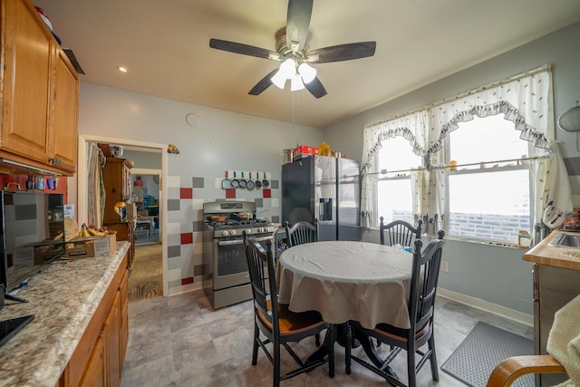 dining area with ceiling fan