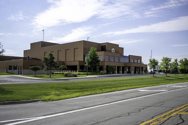 view of building exterior