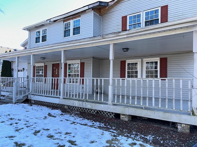 view of front facade with a porch