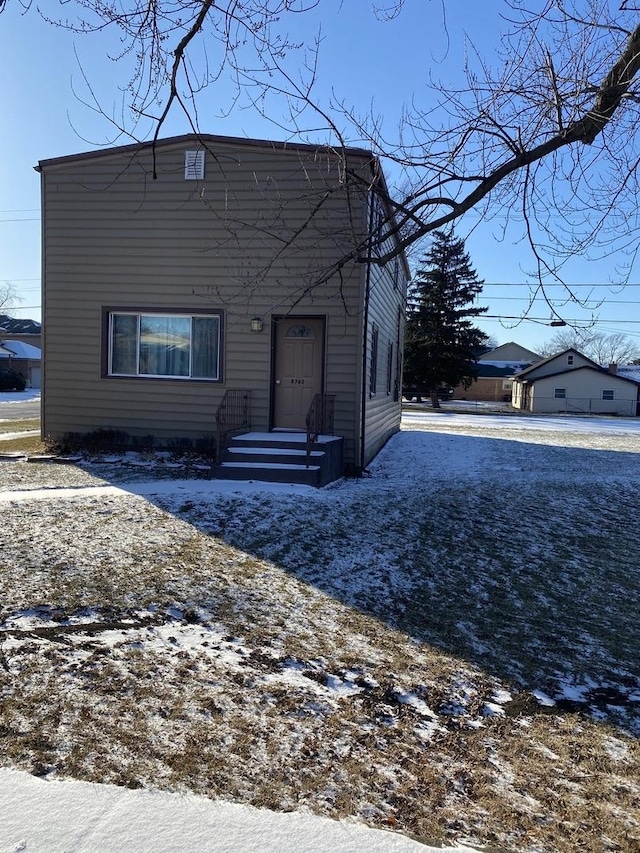 view of front of house