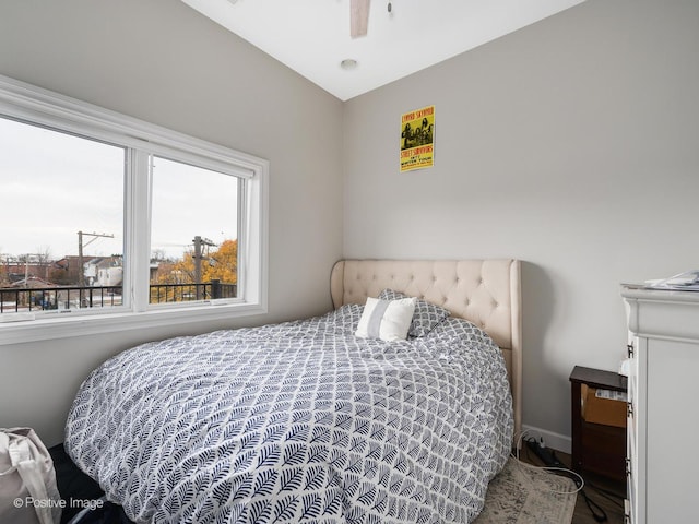 bedroom featuring ceiling fan