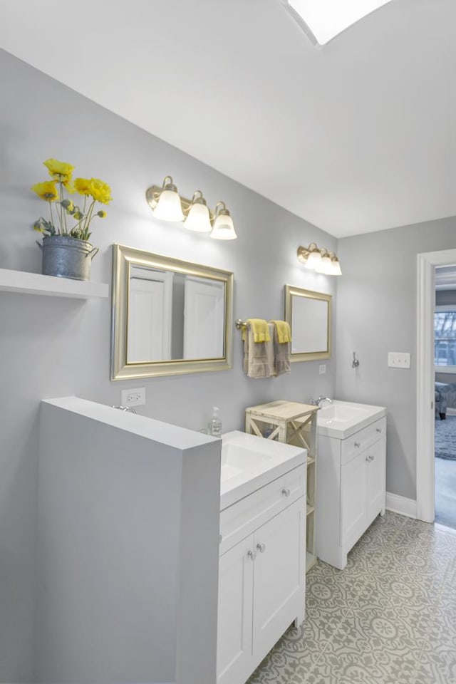 bathroom with vanity