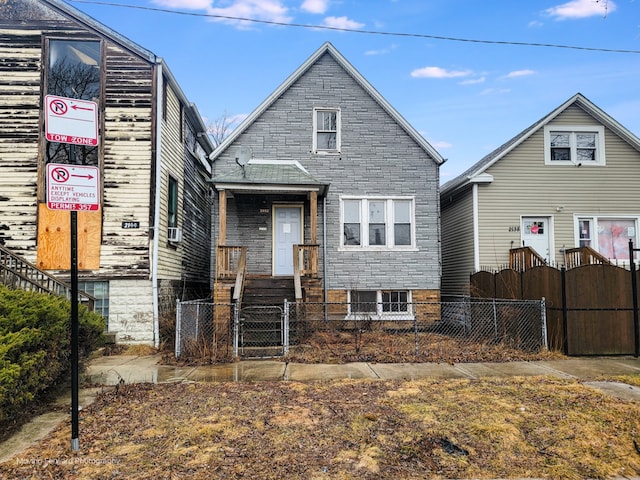 view of front of house