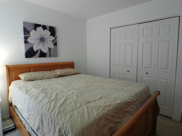 bedroom featuring a closet