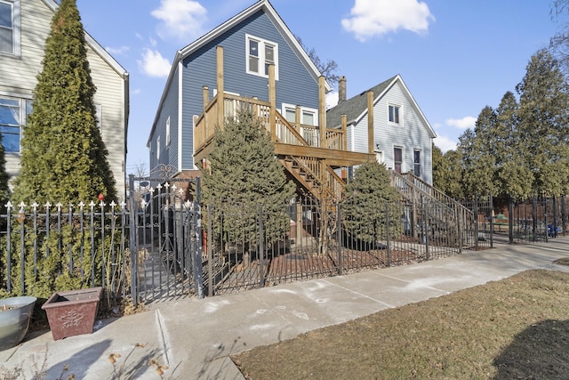 view of front of property featuring a deck