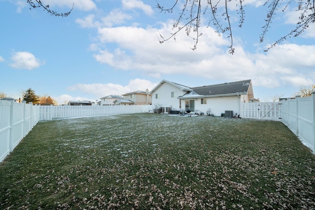 view of yard with cooling unit