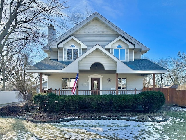 view of front facade featuring a porch