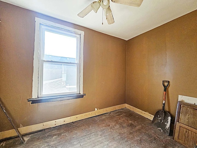 spare room featuring ceiling fan