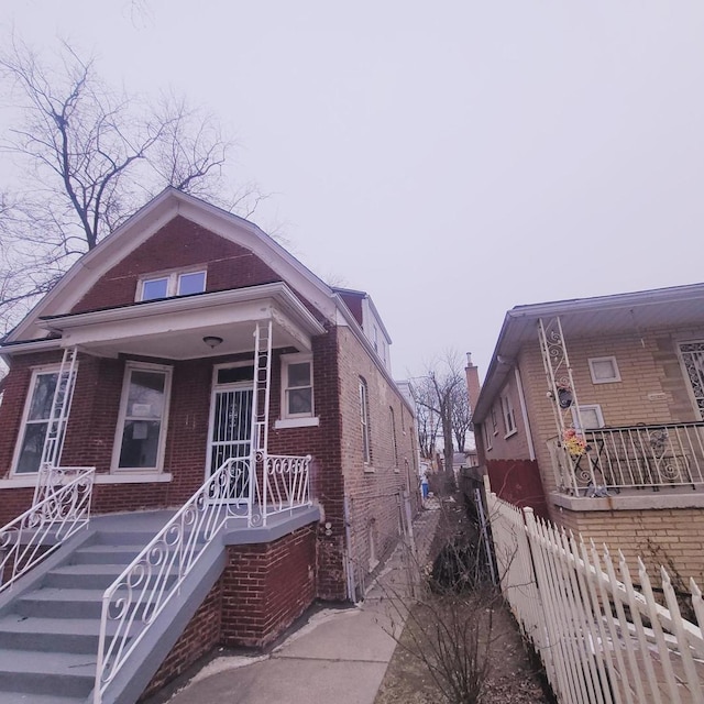 bungalow-style house with covered porch