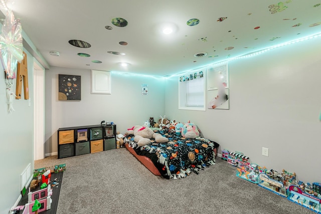 bedroom featuring carpet floors