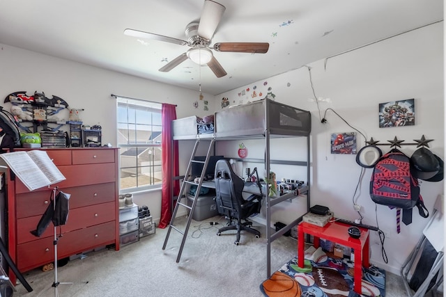 bedroom with ceiling fan