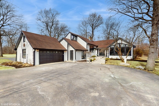 view of front of home with a garage