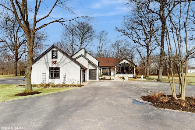 view of front of house