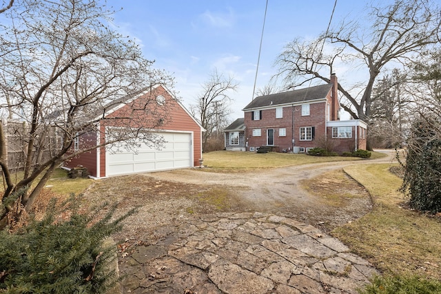 exterior space featuring a front yard