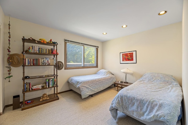 bedroom with carpet flooring